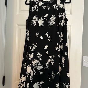 Lovely Jessica Howard dress with tags from Dillards